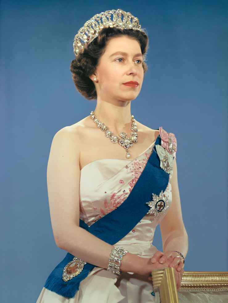 is Queen Elizabeth still alive for real