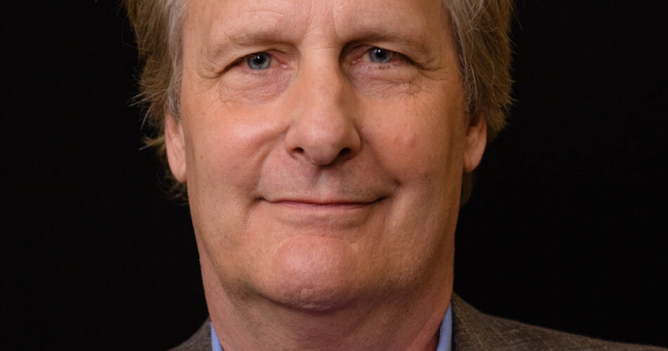 is Jeff Daniels still alive for real
