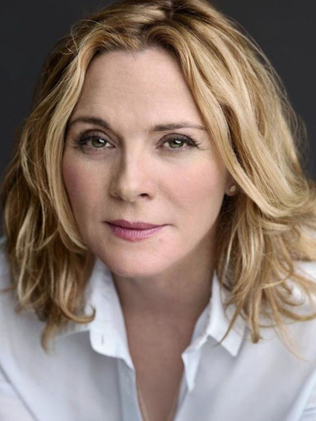 Kim Cattrall alive and kicking