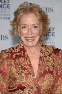 Holland Taylor alive and kicking