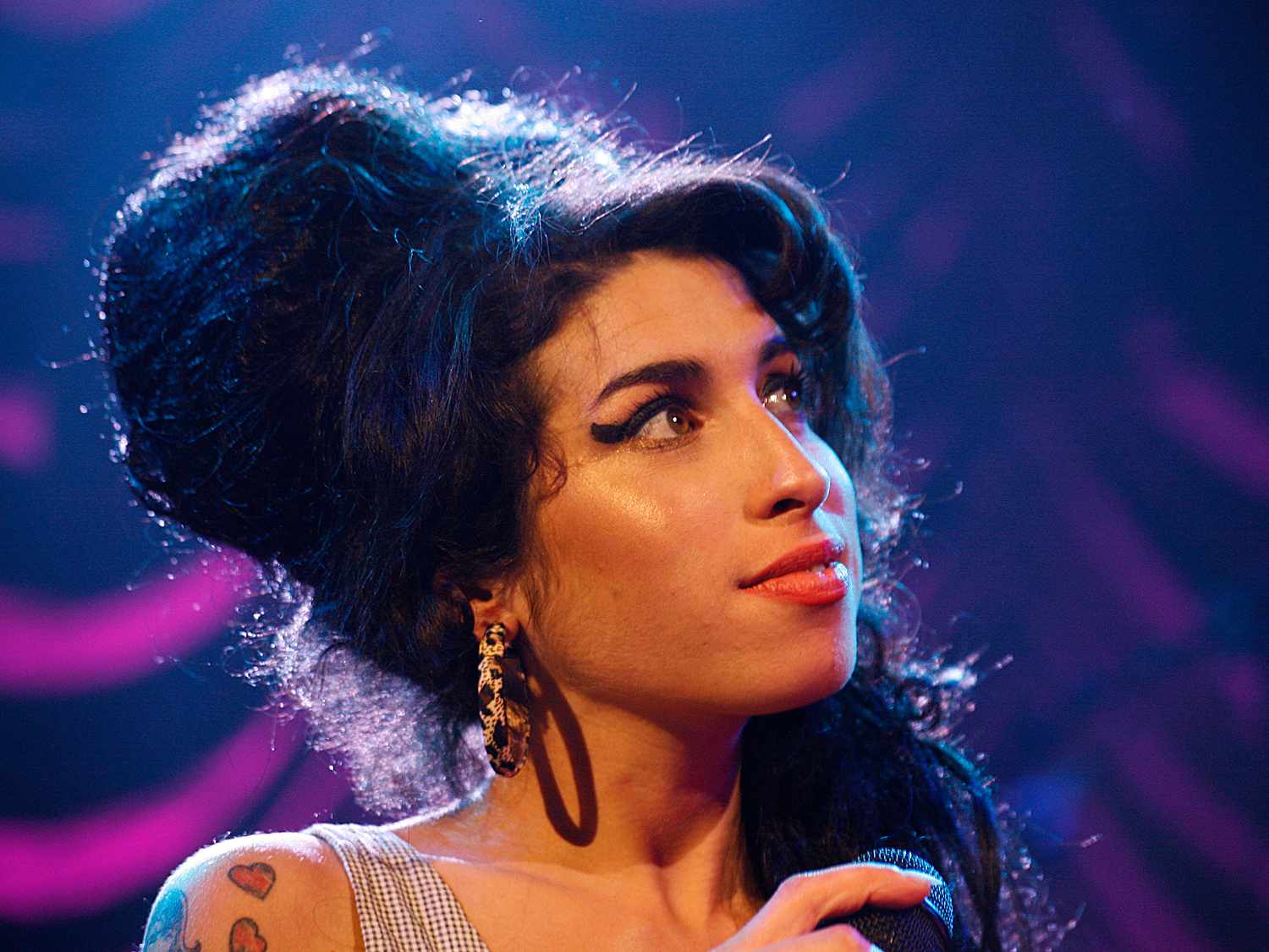 Amy Winehouse being still alive