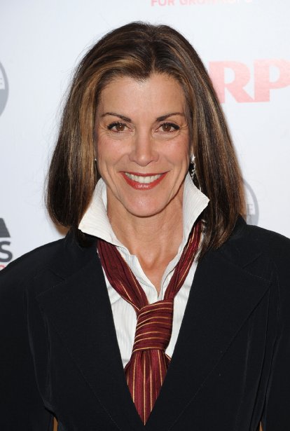 Wendie Malick alive and kicking