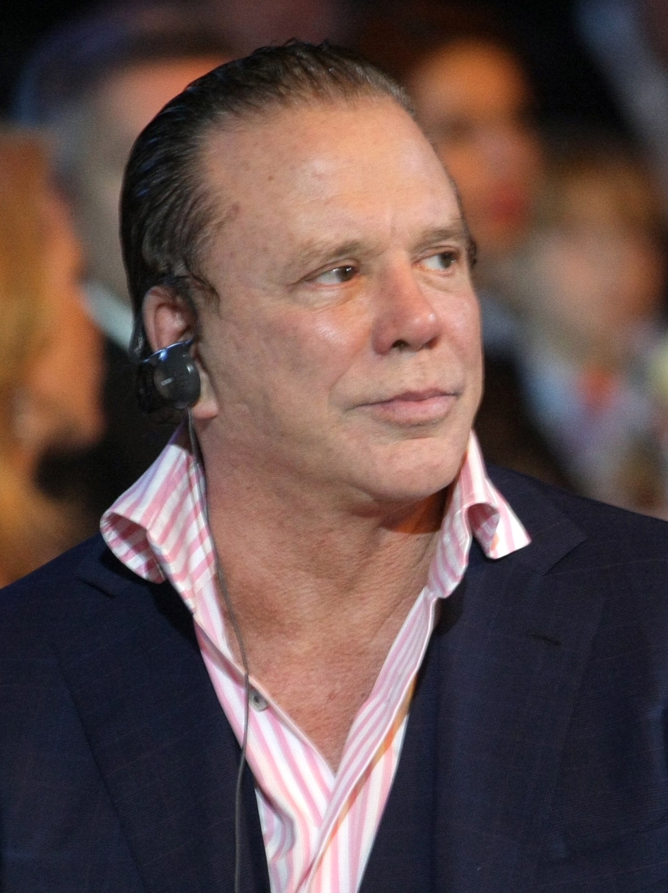 Mickey Rourke alive and kicking
